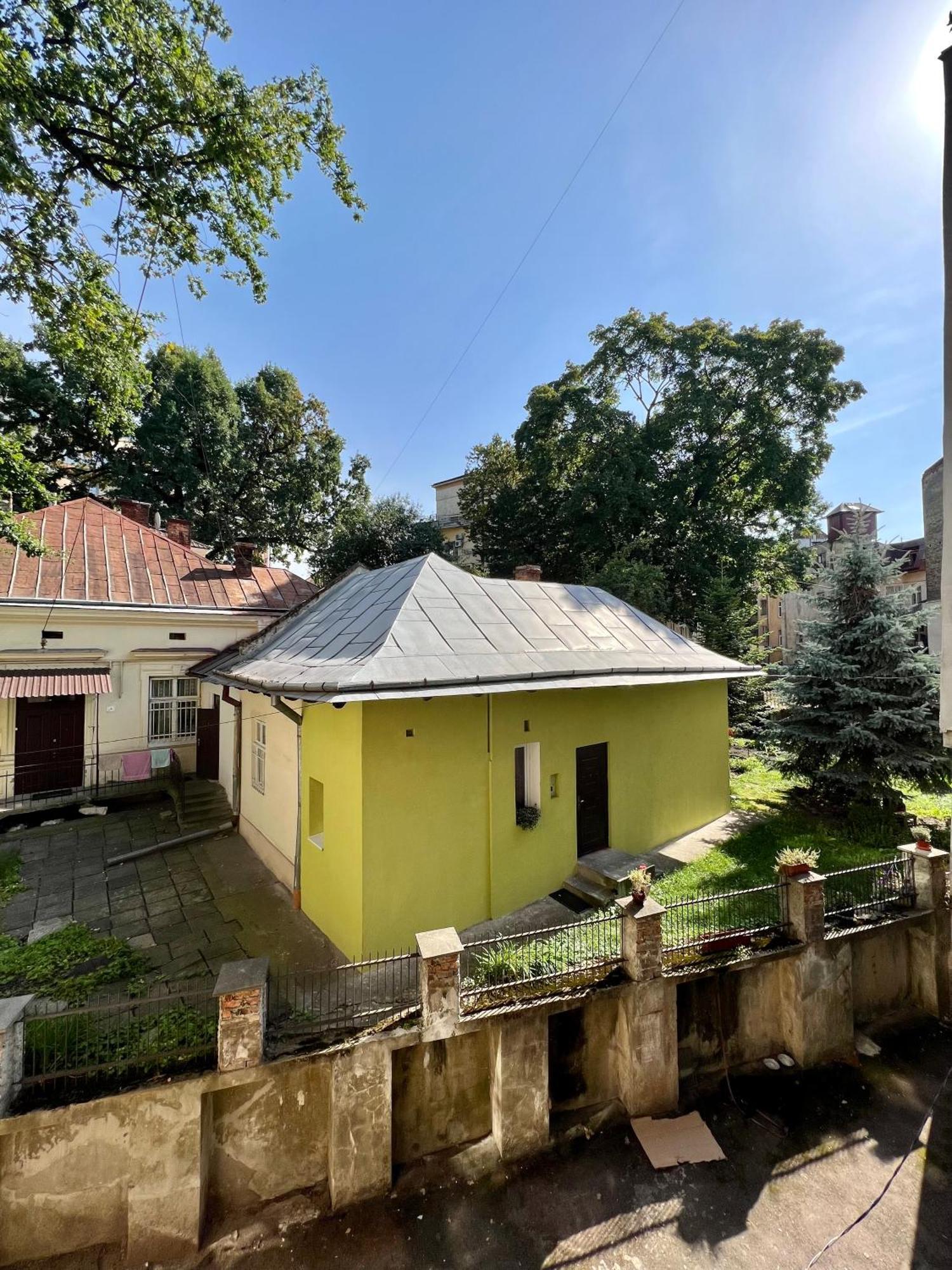 Tugan Apart Lviv Exterior foto